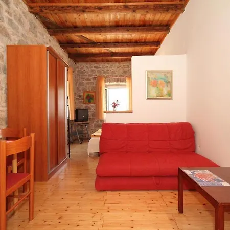 East West Apartment
